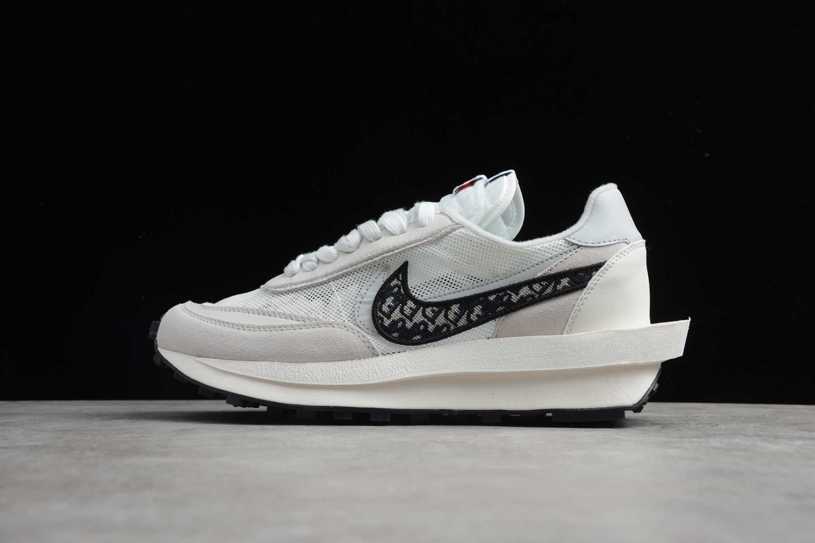 Nike top sacai dior